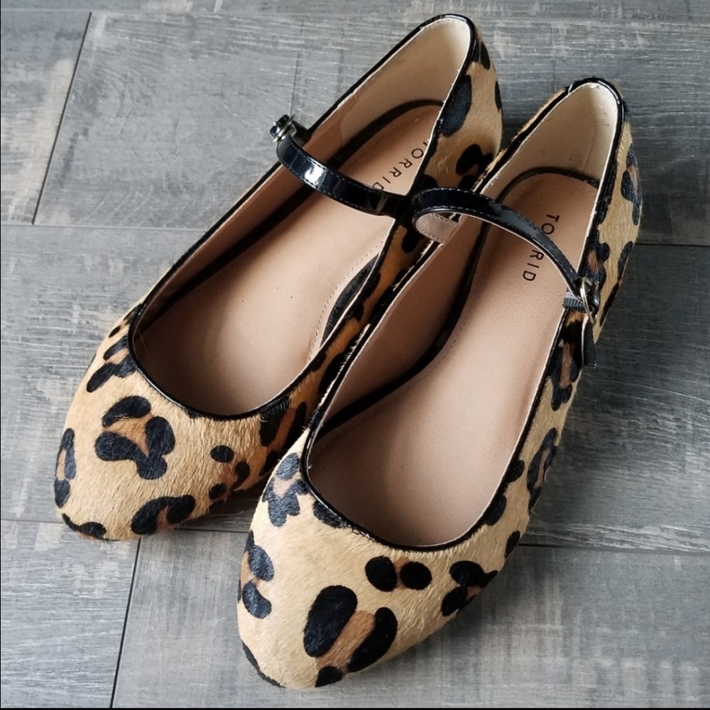 Torrid Leather Leopard Mary Jane Flats
